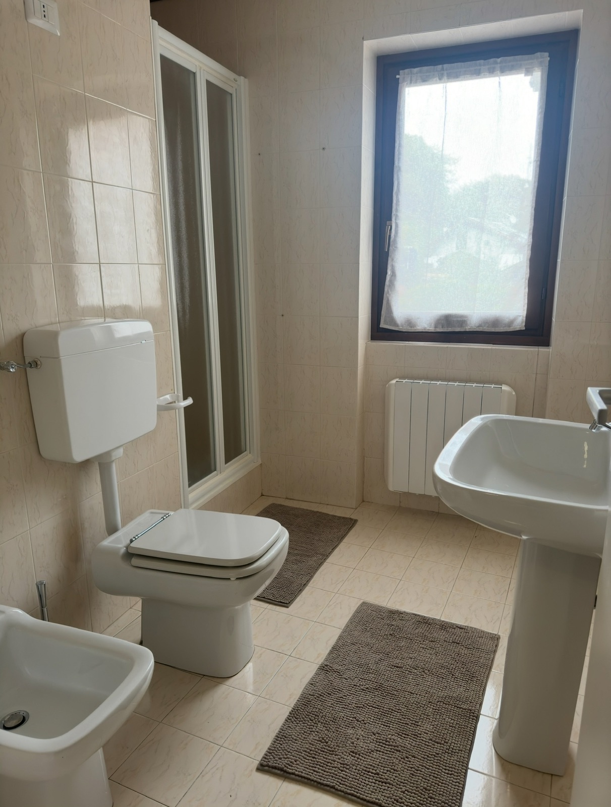 Sacco — Bagno con doccia