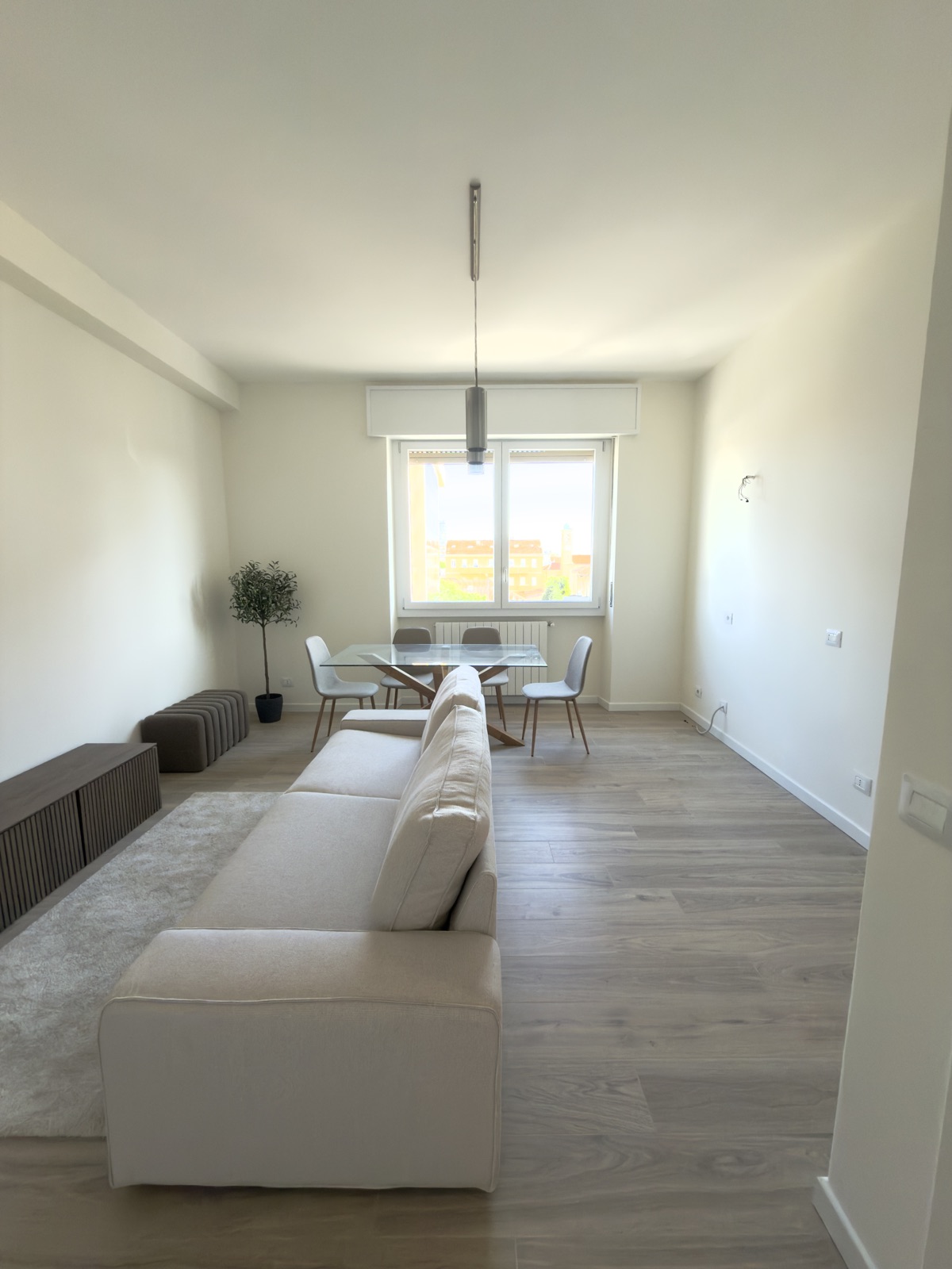 Seregno — Living e zona pranzo