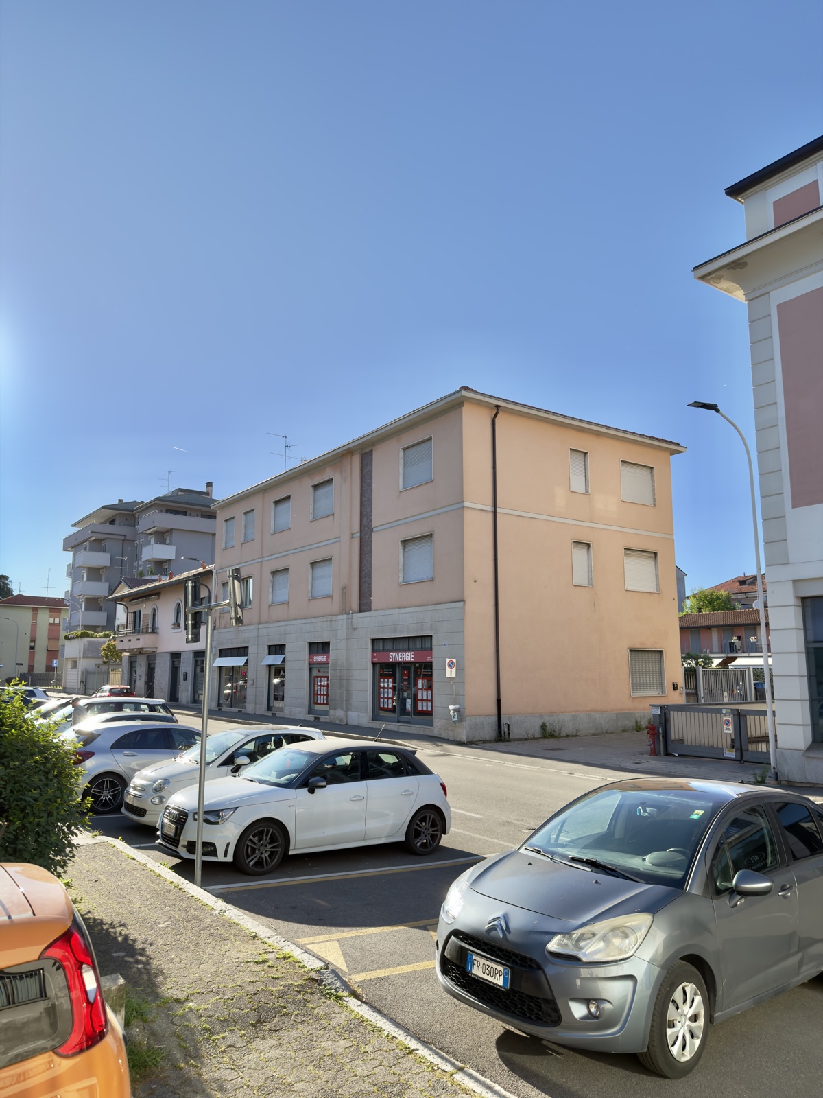 Seregno — Facciata edificio